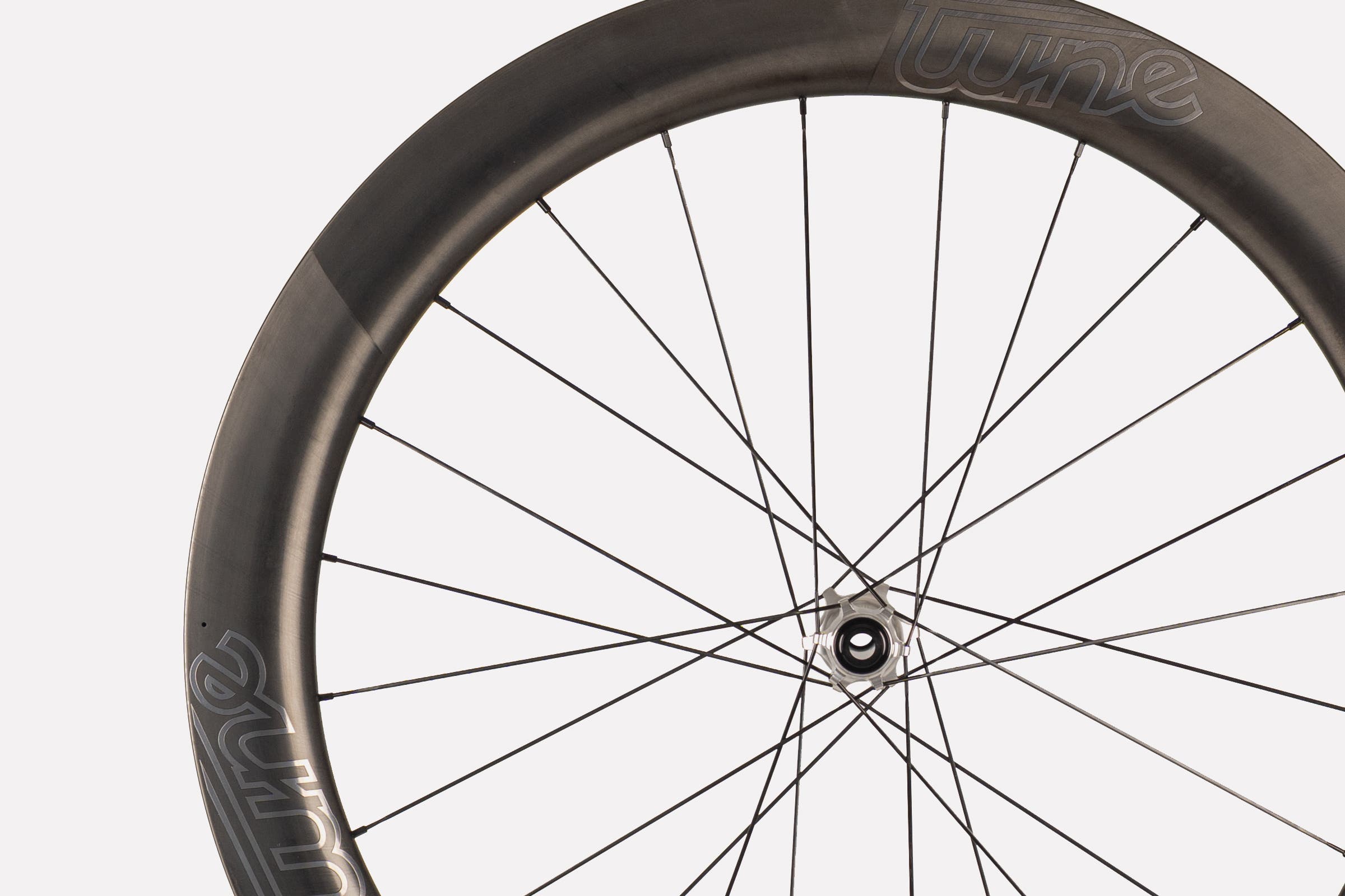 Nano Road 60 Silver Front