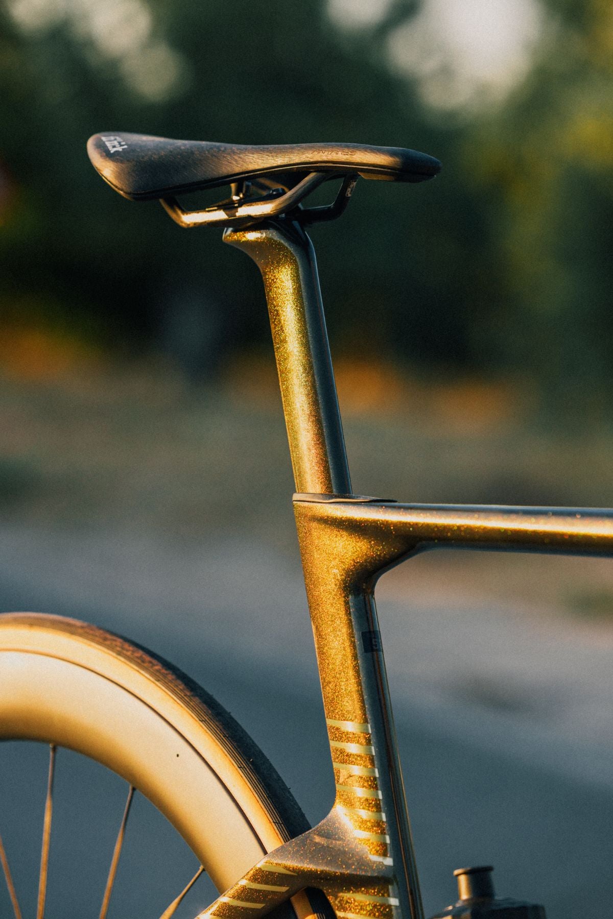 Orbea Orca Aero Review: An Aero Race Bike With 37mm Tires