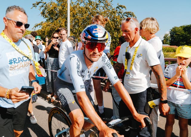 Tom Pidcock Back in Tour Podium Battle After Bittersweet Time Gain