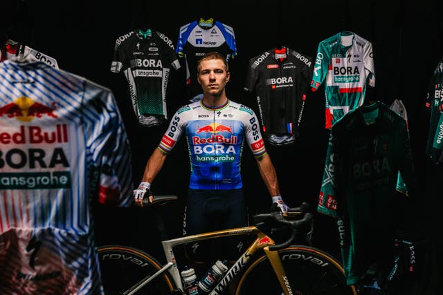 The Trend for Tour de France Swap-Out Kits Has Gotten Out of Hand
