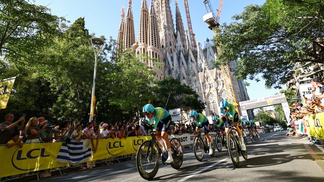 Work All Day for 20 Minutes of Tension—Inside the Tour de France Team Time Trial