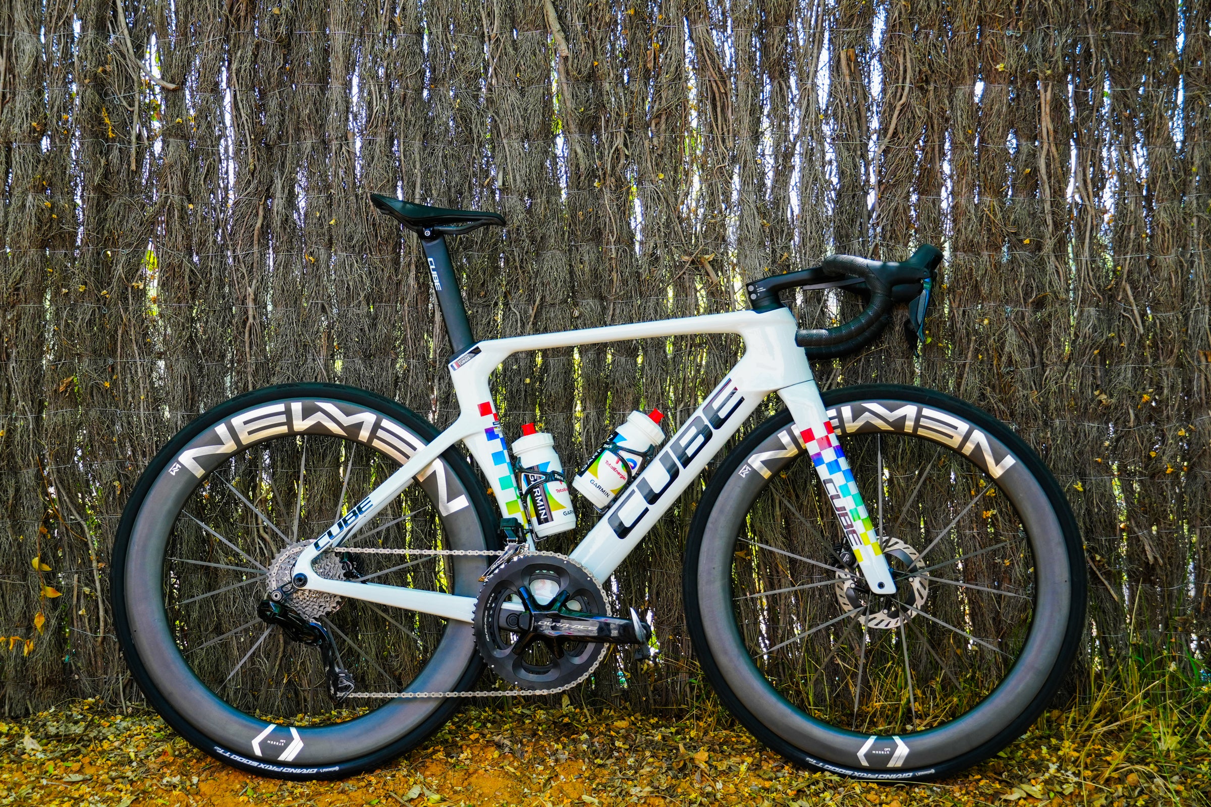 ボン・ジョヴィ ワールド・ツアー～アクセス・オール・エリア～ レーザーディスク Tour de France Tech: Tarmac SL9, Orca Aero, Cube Prototype