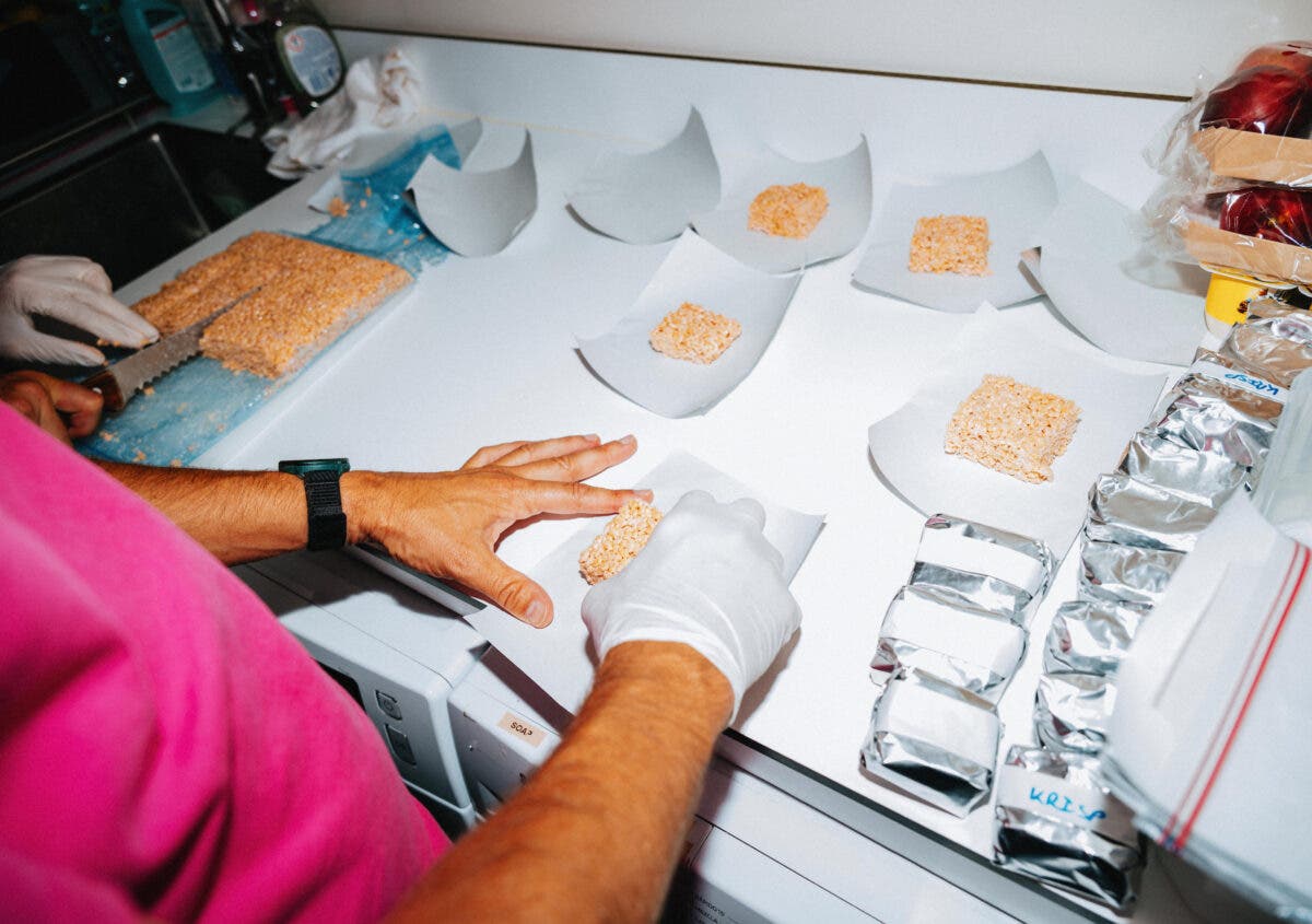 Tour de France chefs make home made krispies treats bars