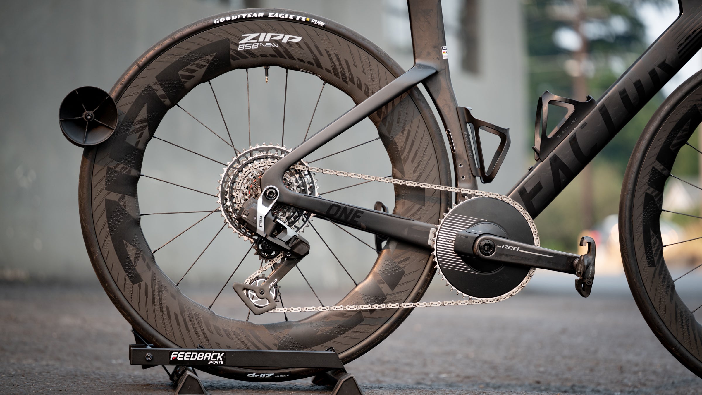 The Shift to 1x Drivetrains in Road Cycling