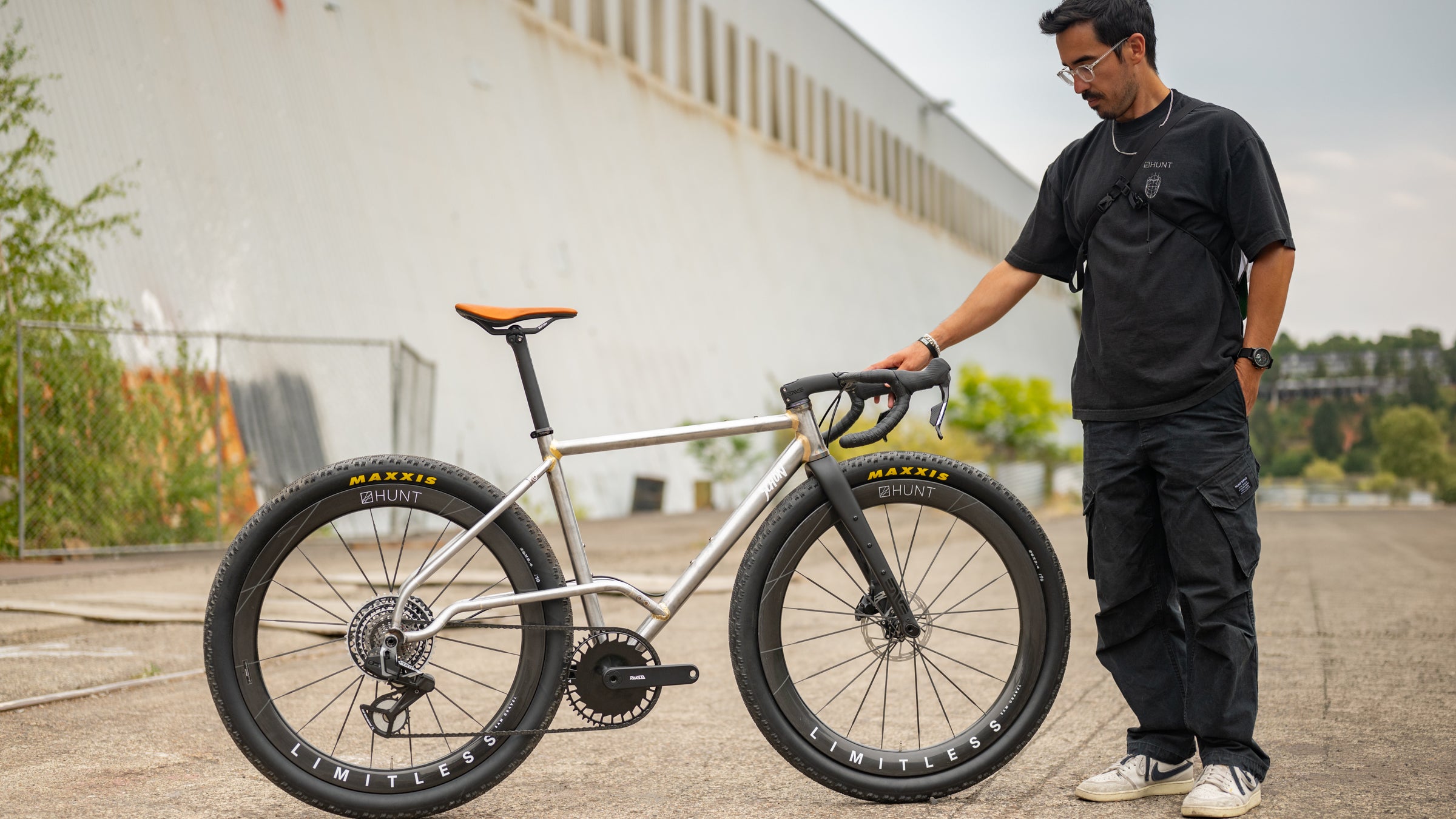 Hunt Unveils Unreleased Ultra-Wide Gravel Wheels at MADE Show