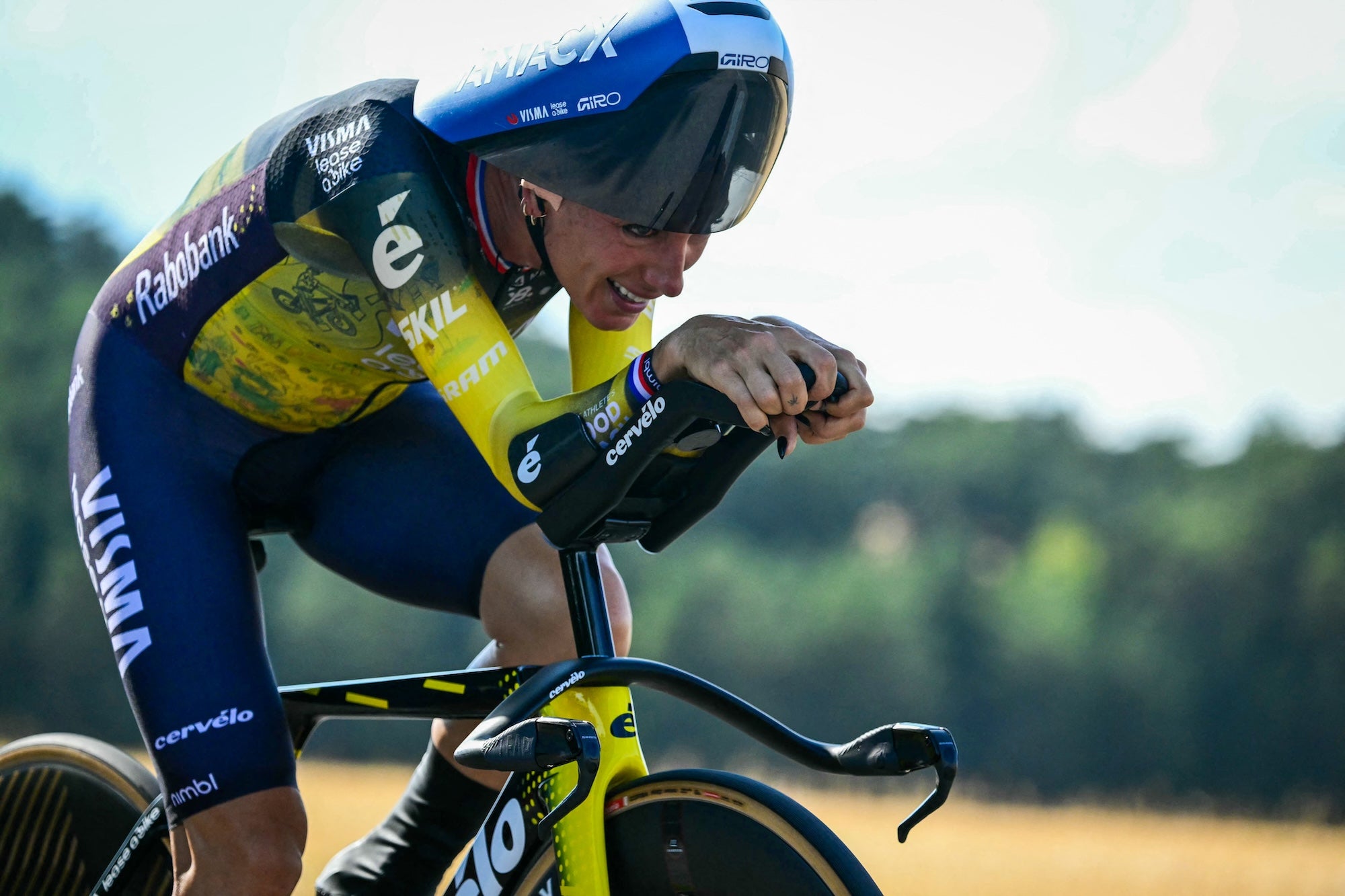 Tour de France Femmes Stage 4: Reusser Roars into Yellow, Ferrand-Prévot Collapses