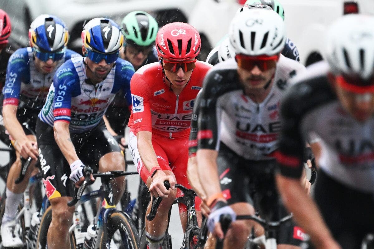 Vuelta a España stage 3 canceled hail