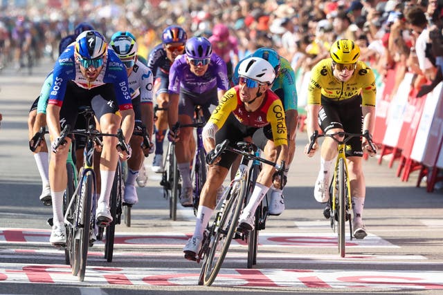 Vuelta a España Stage 8: Coquard Wins First Grand Tour Stage, Pogačar Crashes Out
