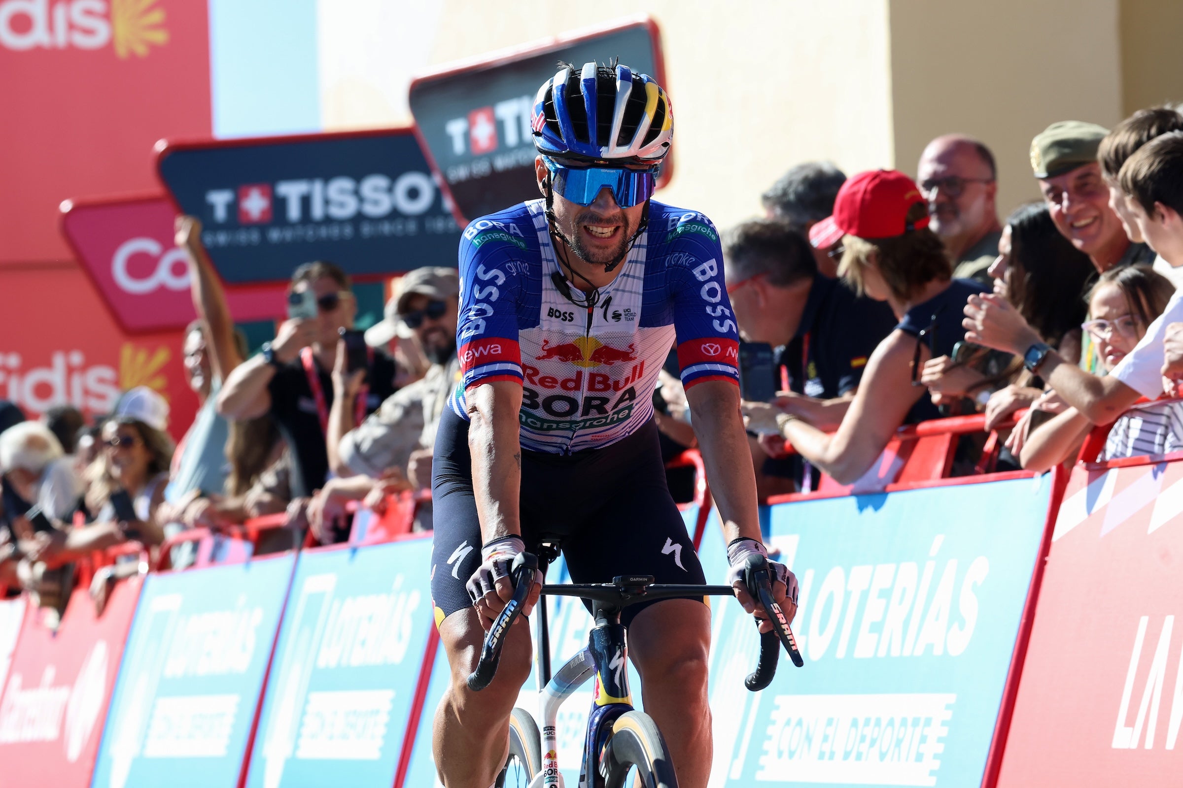 Primož Roglič Revives GC Hopes with Strong Performance in Vuelta