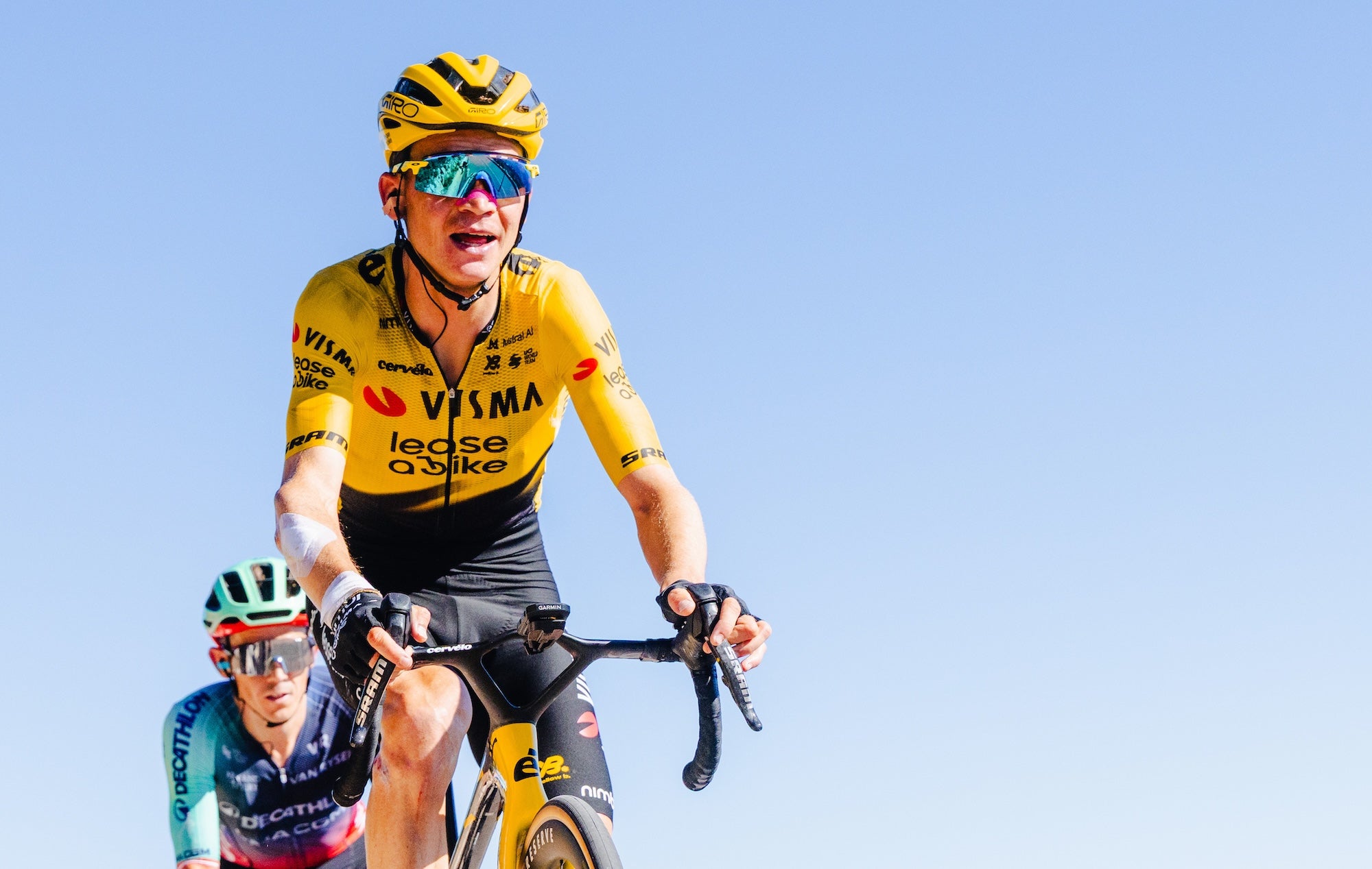 Sepp Kuss Fights On at Vuelta a España After Pogačar Crash - News Directory 3