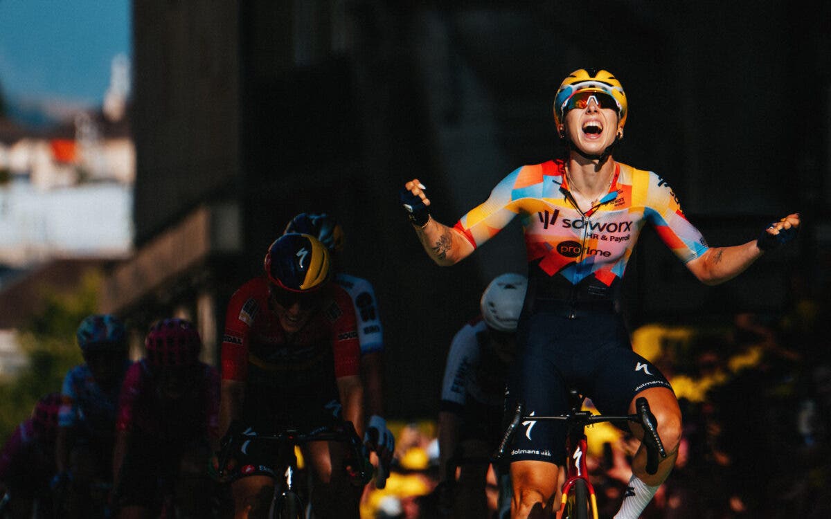 Lorena Weibes looked like she was doing a different sport to her rivals in the opening weekend of the Tour de France Femmes.