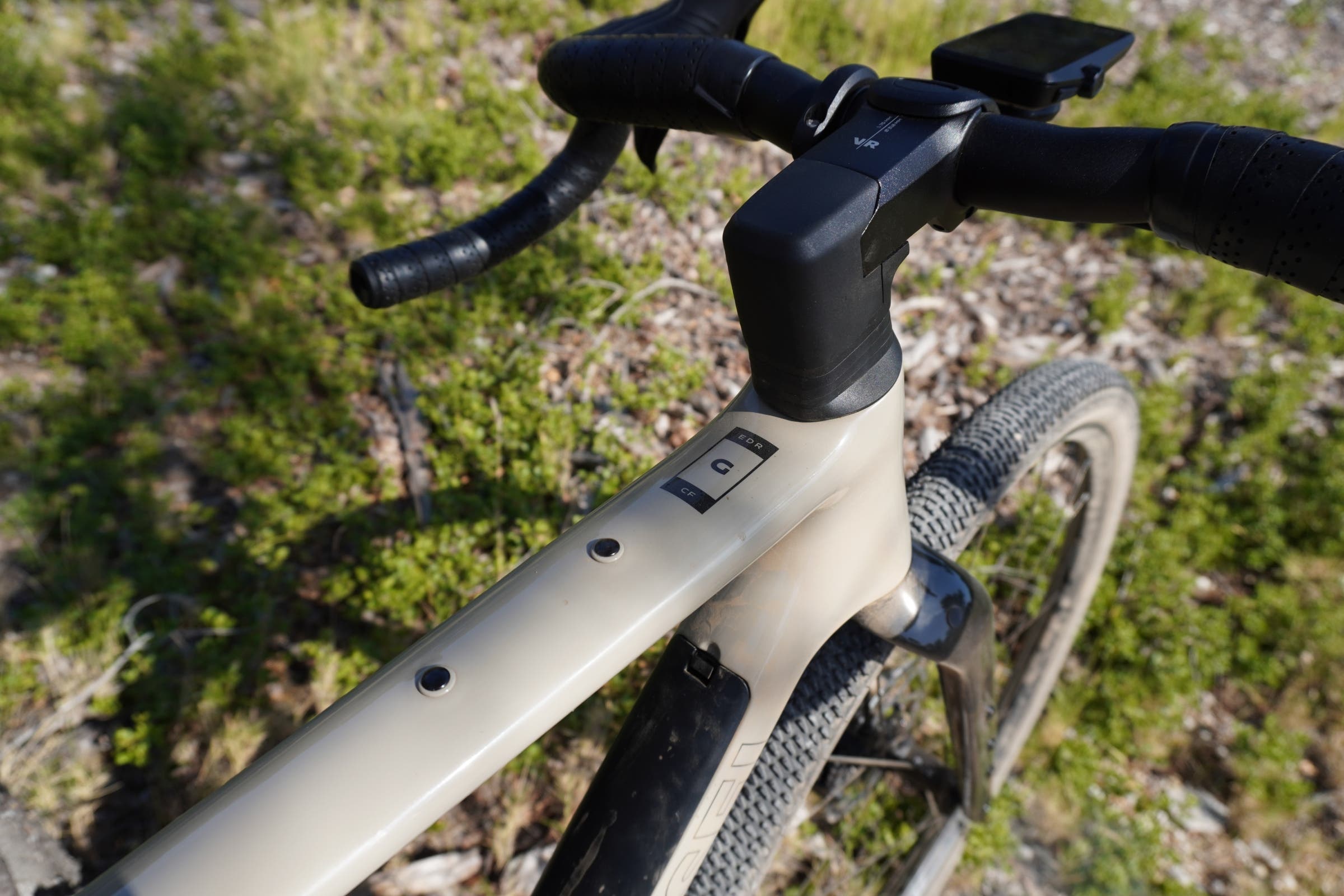 Van Rysel EDR-G top tube mounts