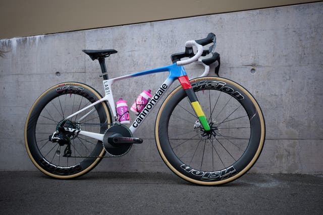 The Custom Bikes of the Tour de France Femmes: Rainbows, Gold, Stars, and SpongeBob