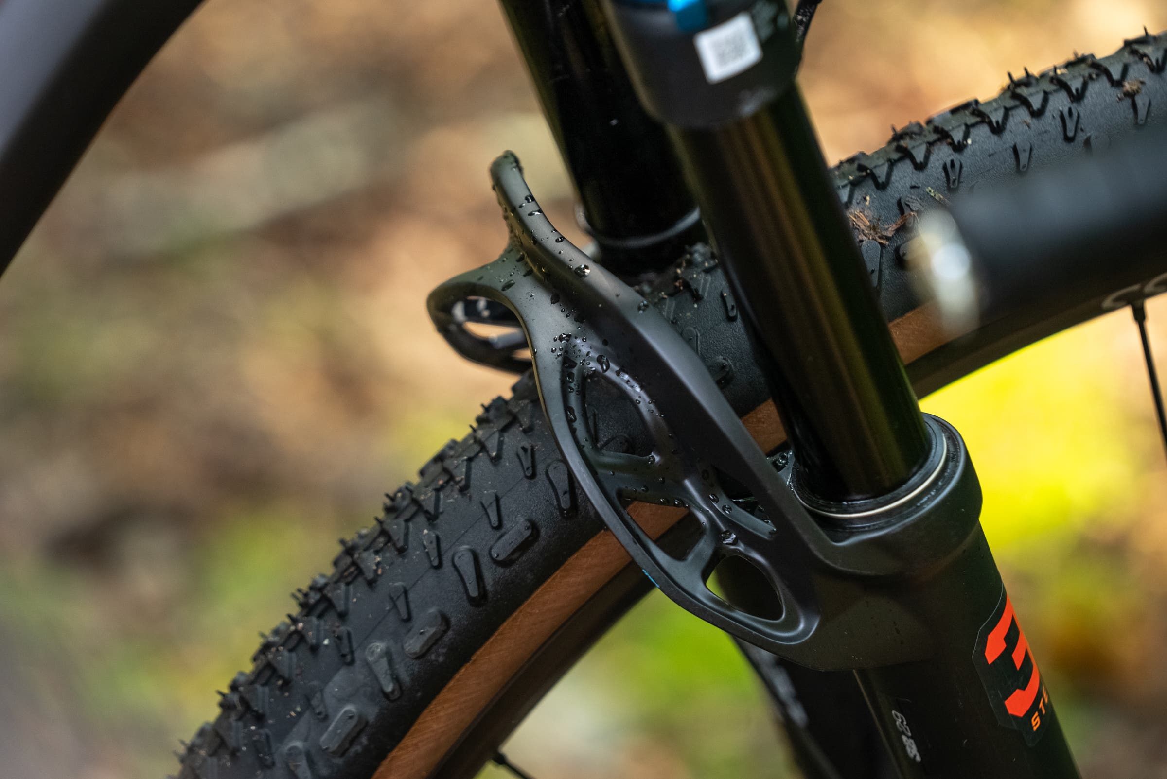 Pivot LES SL at Field Test