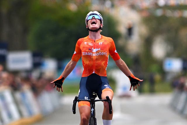 Vollering and Key Rivals Rev up for Road Worlds Rainbows