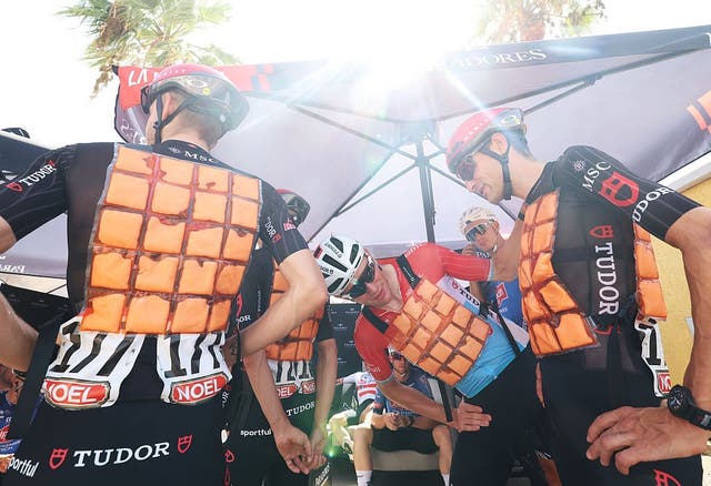 Extreme Heat Sends Kluckers to Hospital as Six More Riders Exit Sweltering Vuelta a España