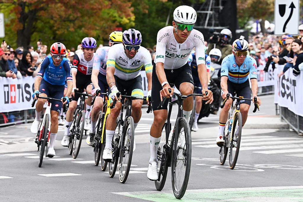 Matthews sprinted to second at road worlds after he felt the chase was stymied by some dubious alliances.
