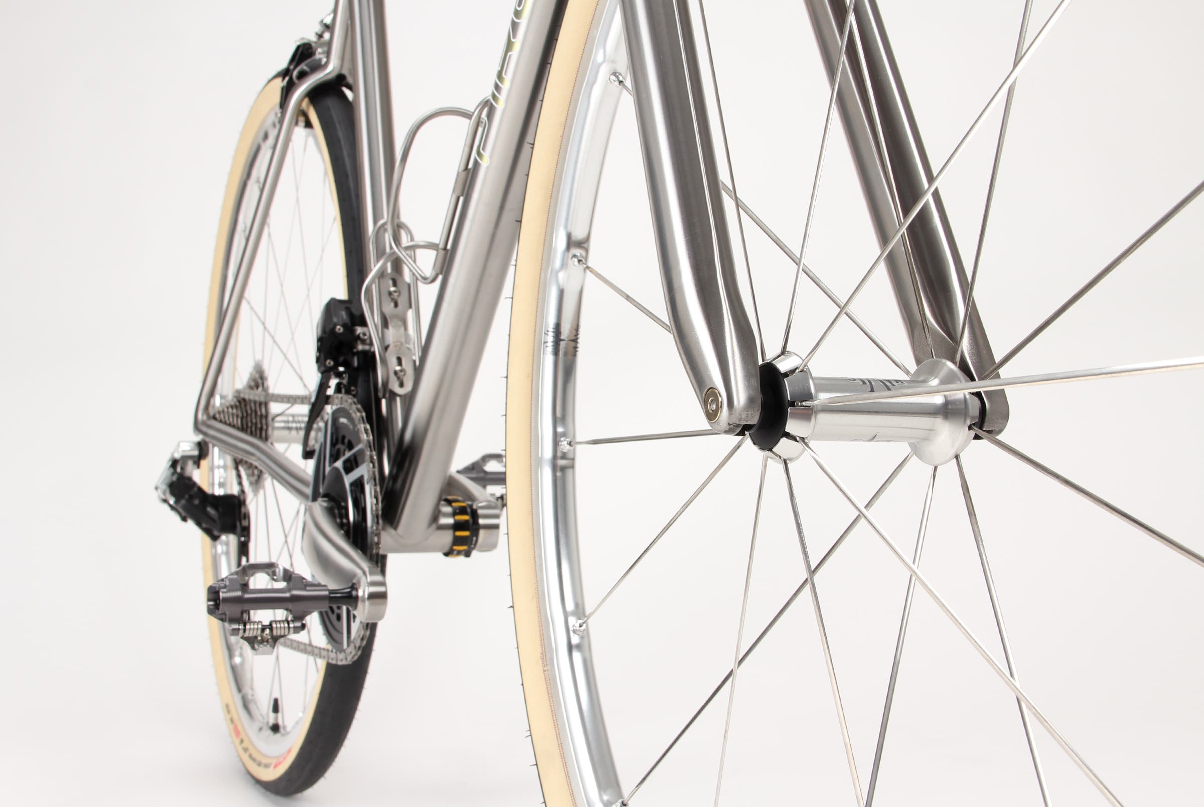 Firefly Bicycles rim brake with 40mm tires