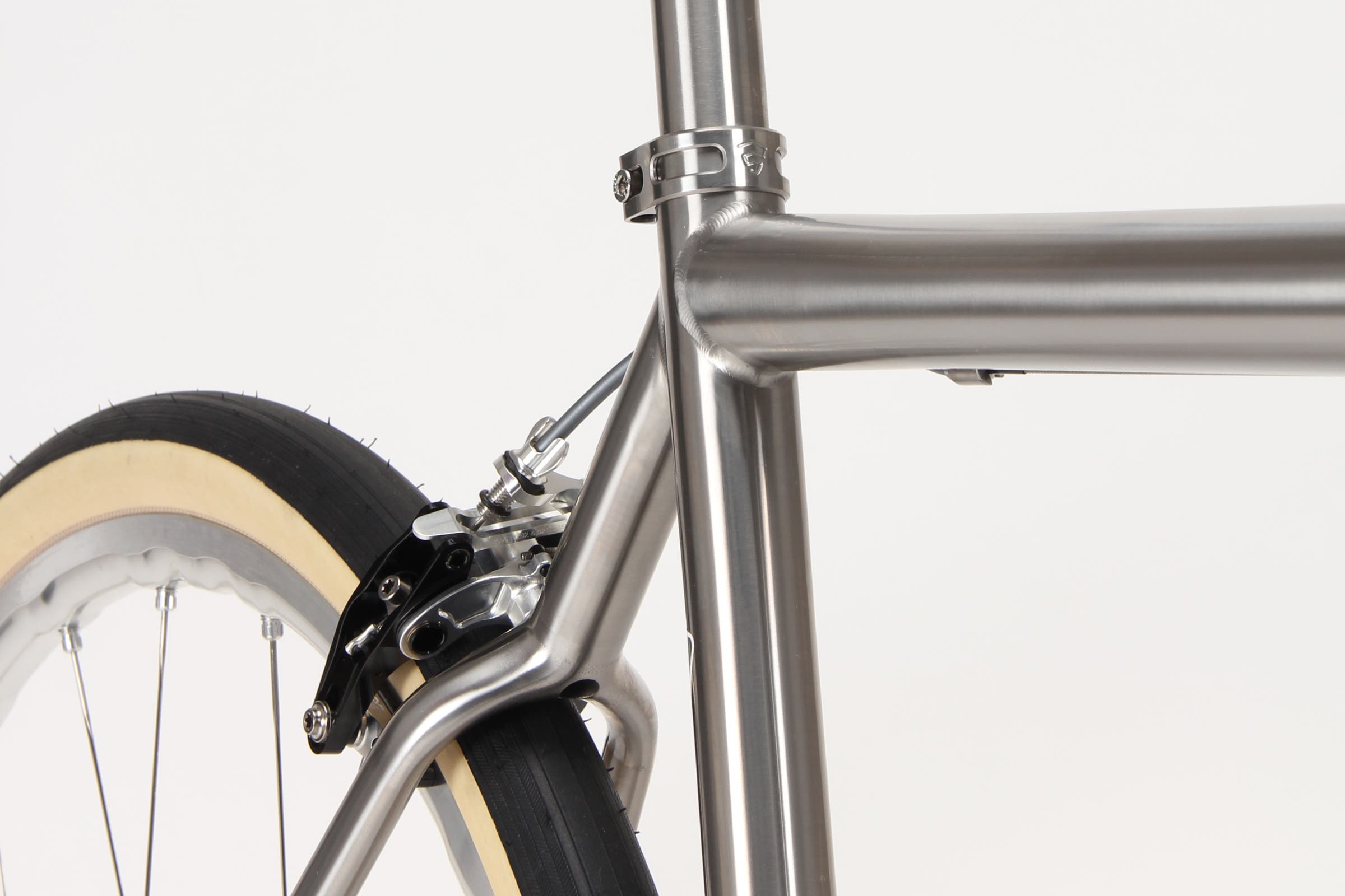 Firefly Bicycles rim brake with 40mm tires