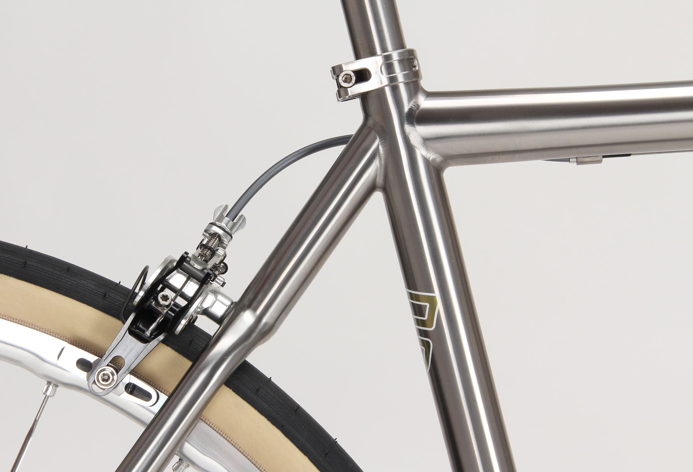 Firefly Bicycles rim brake with 40mm tires
