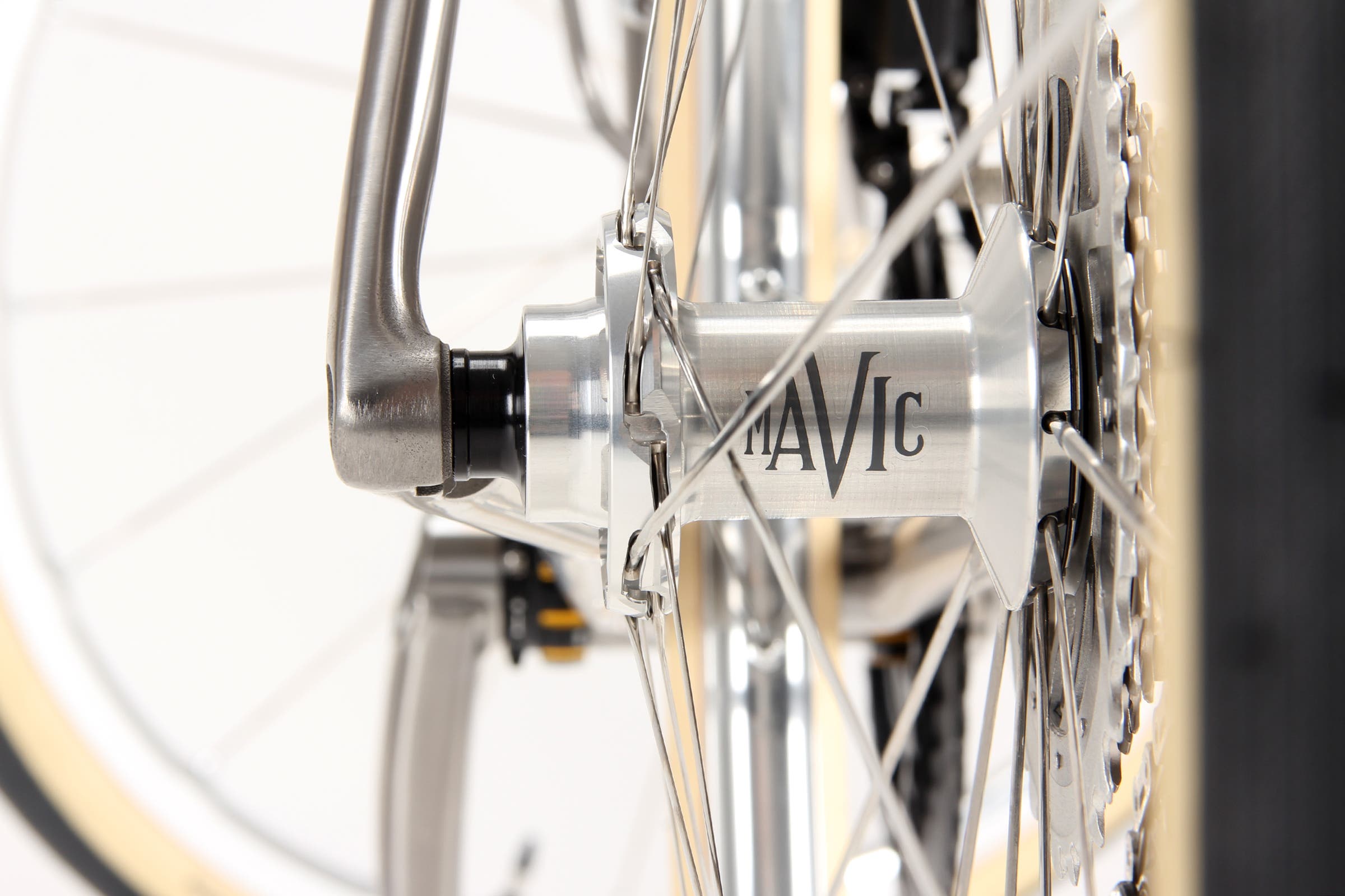 Firefly Bicycles rim brake with 40mm tires