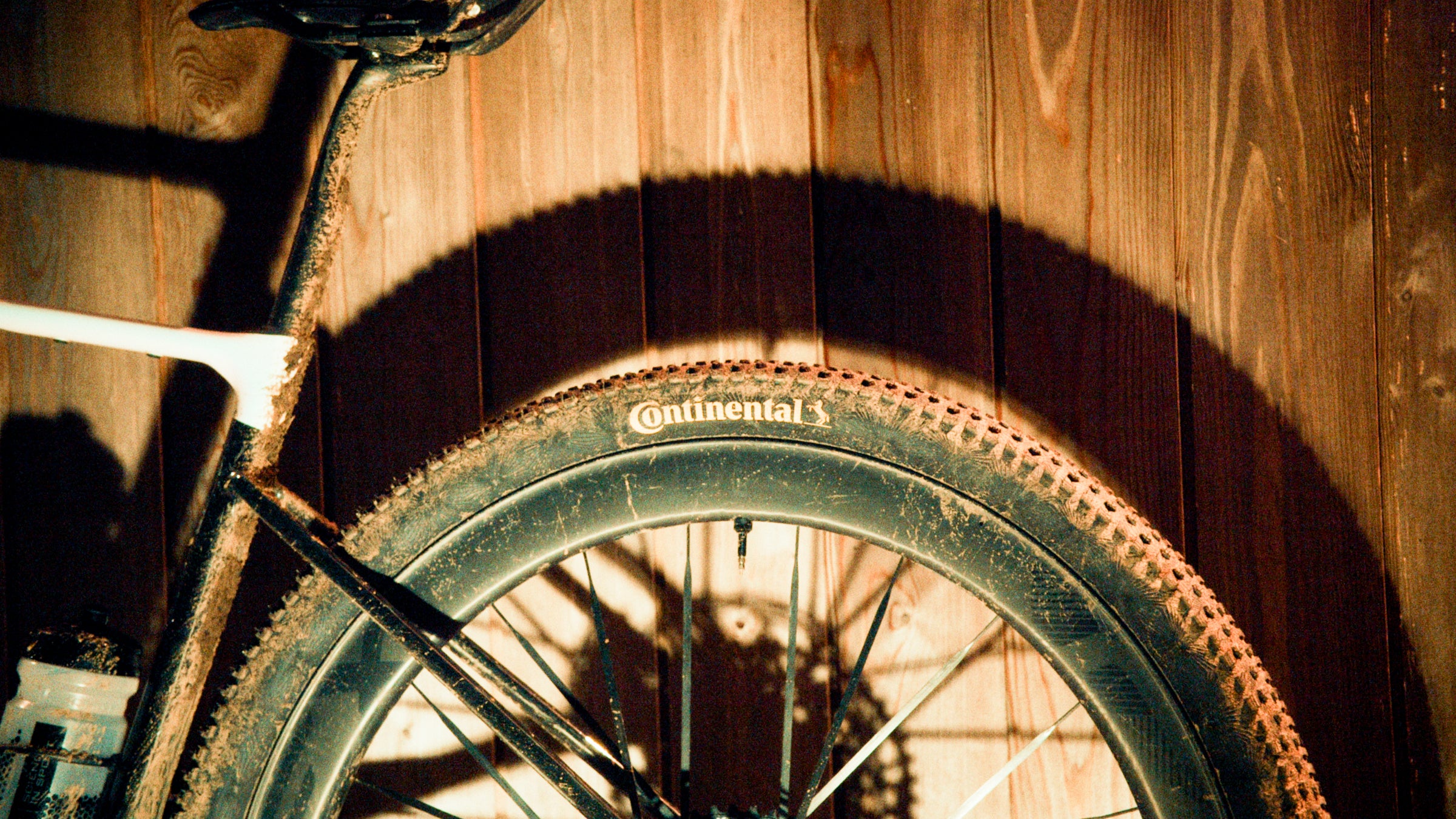 New 32-Inch Gravel Tires Announced by Continental and Rene Herse