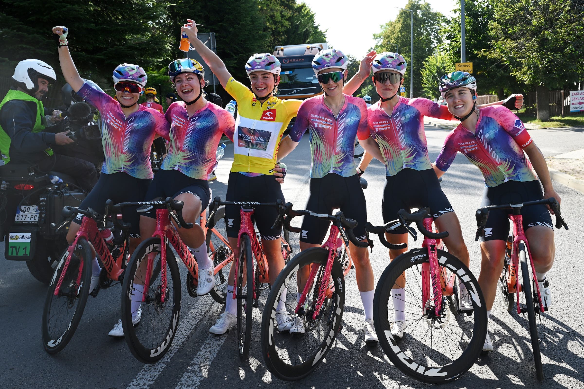 Tiffany Cromwell helped teammate Chiara Consonni to victory in the 2025 Tour de Pologne Feminin and this year's Philadelphia Cycling Classic (Photo: Szymon Gruchalski/Getty Images)