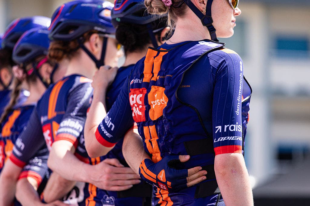 Both the men's and women's Picnic-PostNL teams are suffering a dire season.