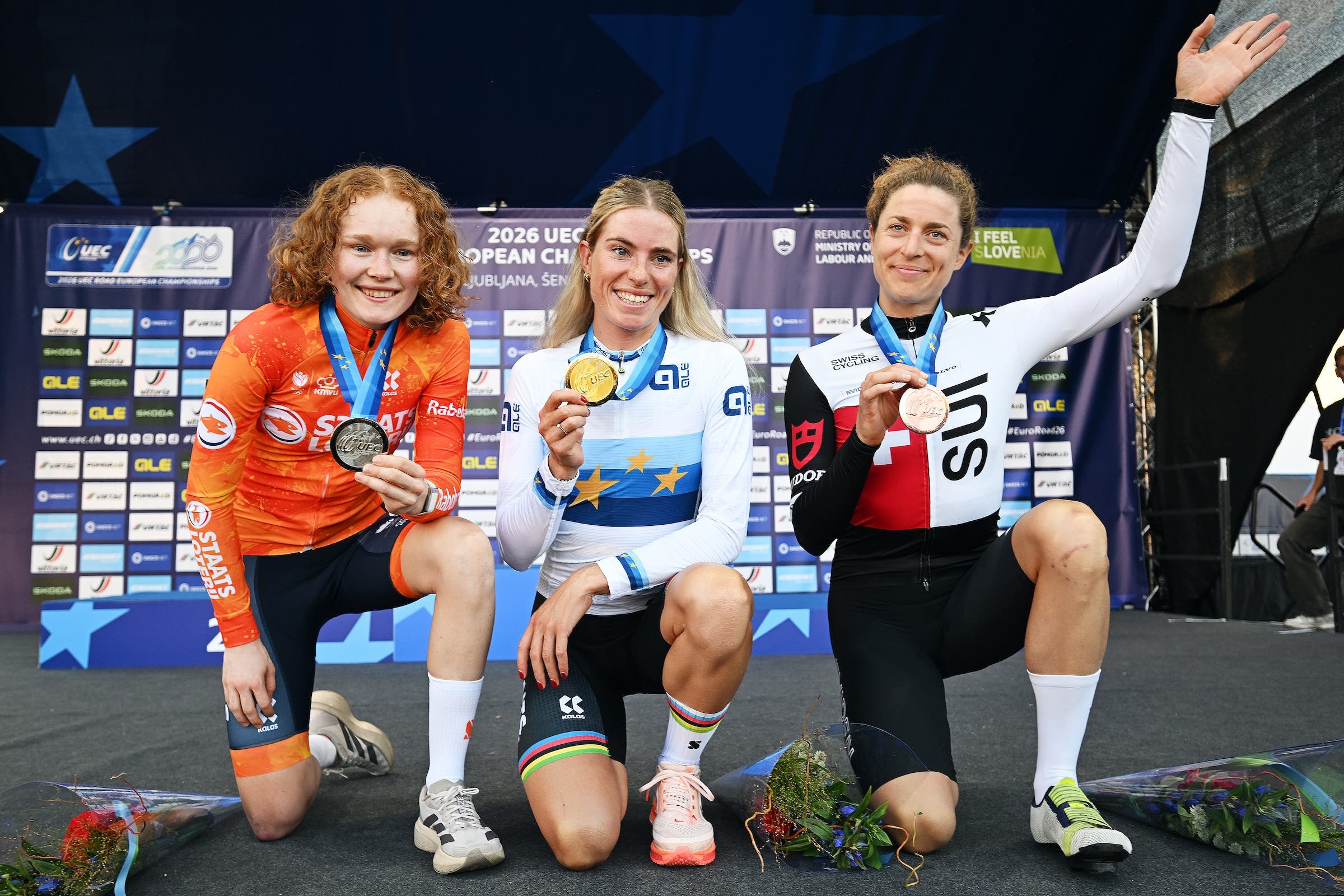 Silver medalist Puck Pieterse, gold medalist Demi Vollering (Netherlands) and bronze medalist Marlen Reusser (Switzerland) on the podium for the European road championships (Photo: Szymon Gruchalski/Getty Images)